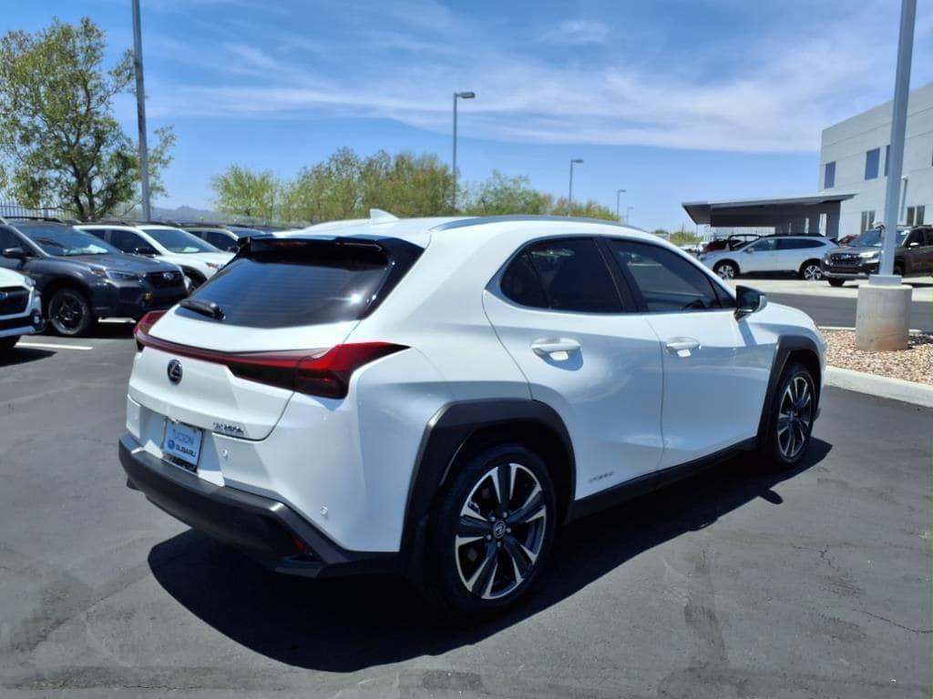 used 2021 Lexus UX 250h car, priced at $29,000