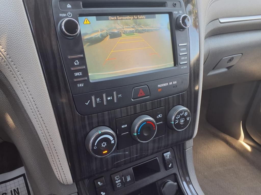 used 2014 Chevrolet Traverse car, priced at $11,000