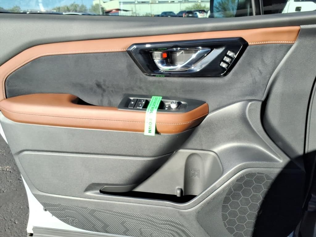 new 2025 Subaru Forester car, priced at $44,228