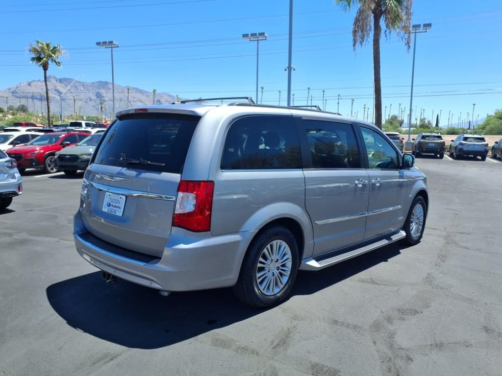 used 2015 Chrysler Town & Country car, priced at $7,777