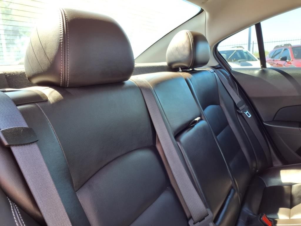 used 2014 Chevrolet Cruze car, priced at $10,000