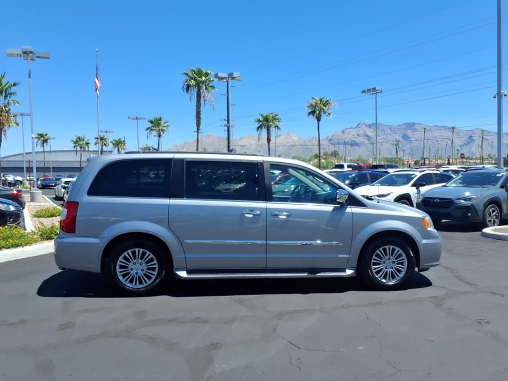 used 2015 Chrysler Town & Country car, priced at $7,777