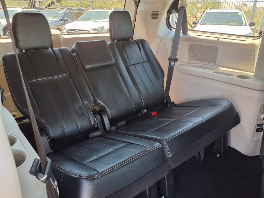 used 2015 Chrysler Town & Country car, priced at $7,777