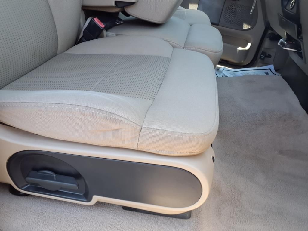 used 2007 Ford F-150 XLT car, priced at $10,500