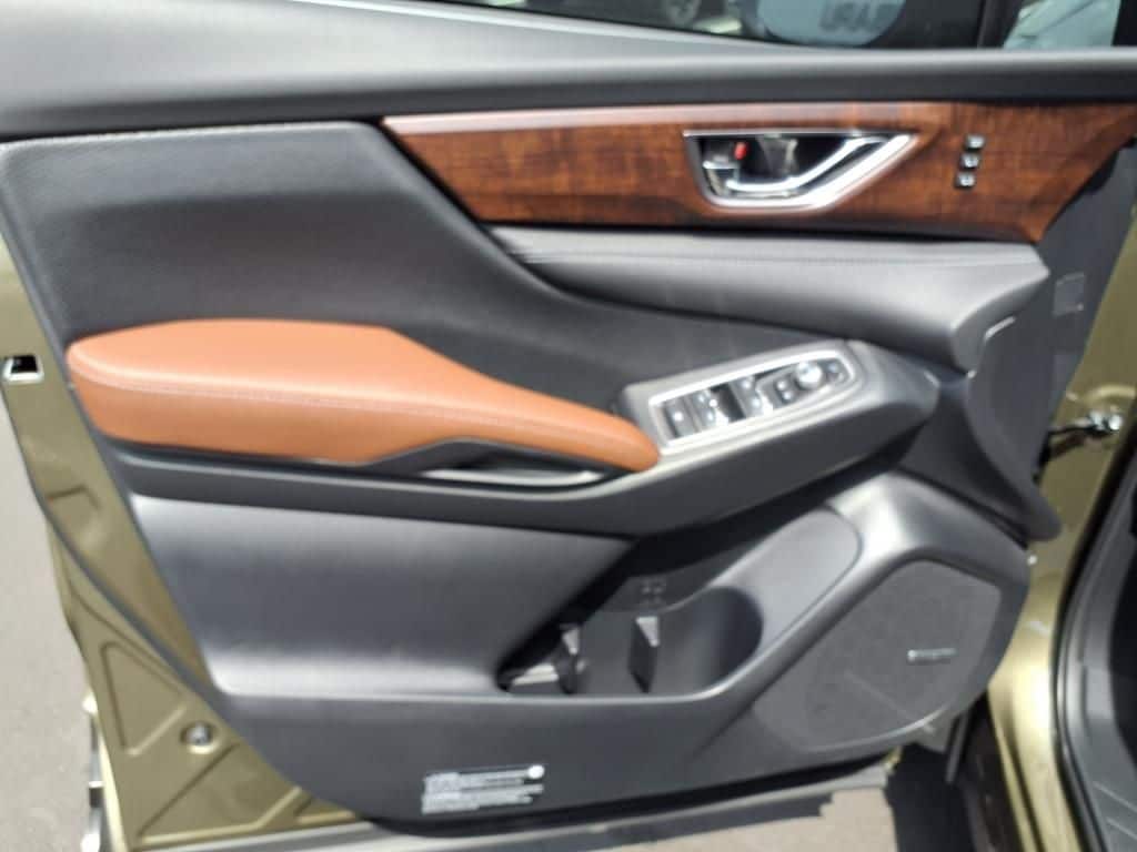 new 2025 Subaru Ascent car, priced at $54,044