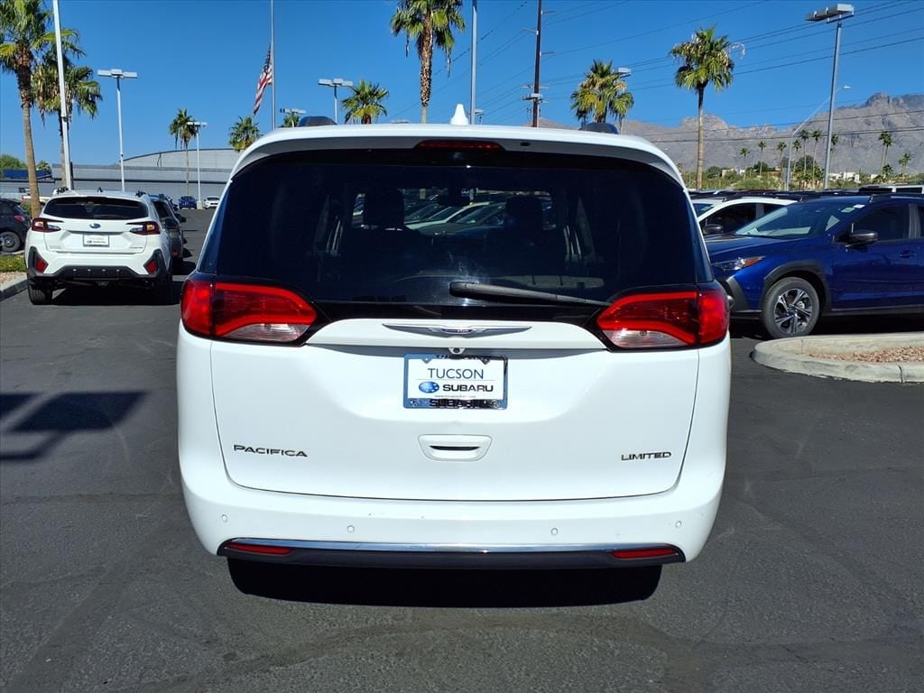 used 2020 Chrysler Pacifica car, priced at $18,500