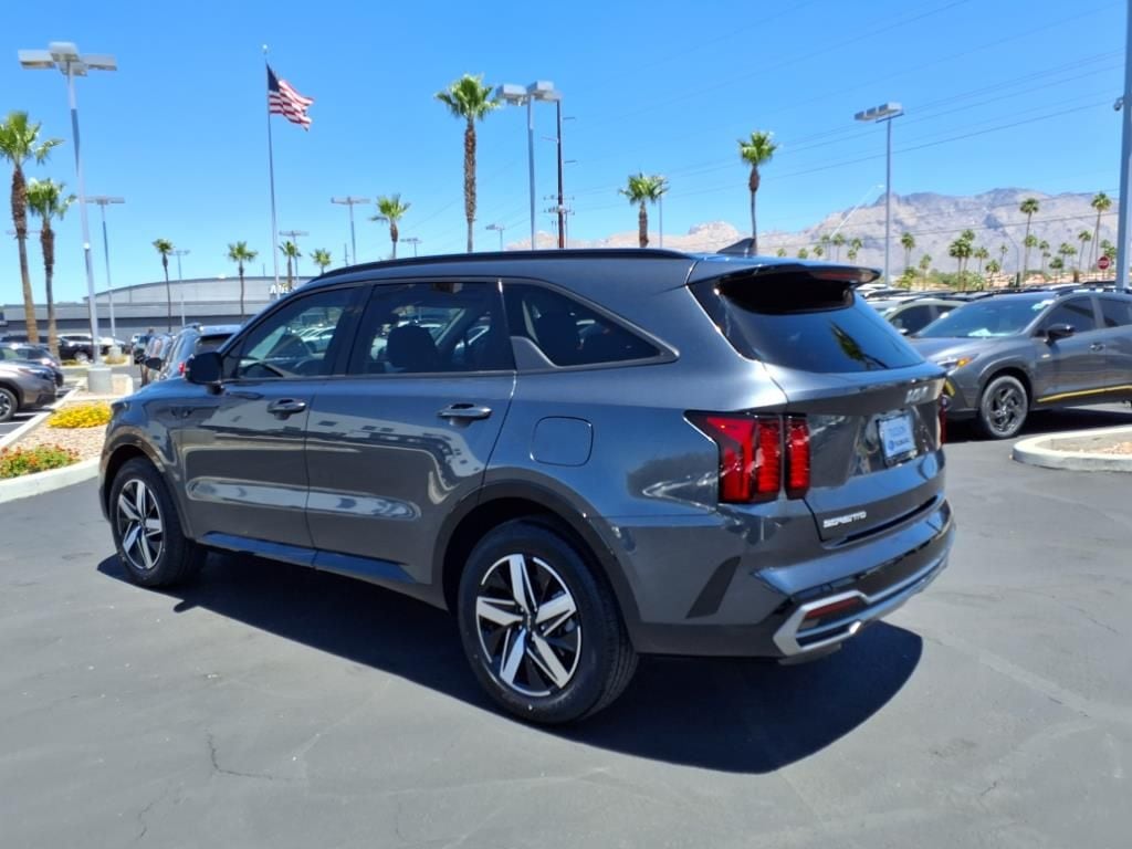 used 2023 Kia Sorento car, priced at $29,500