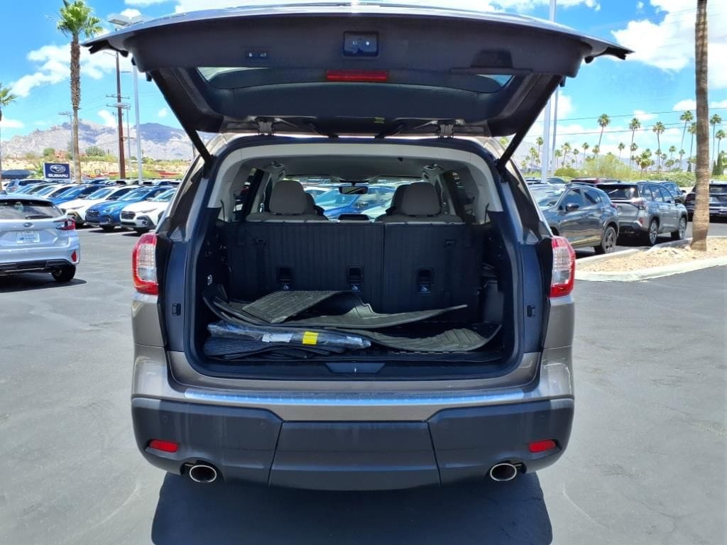 used 2021 Subaru Ascent car, priced at $26,000