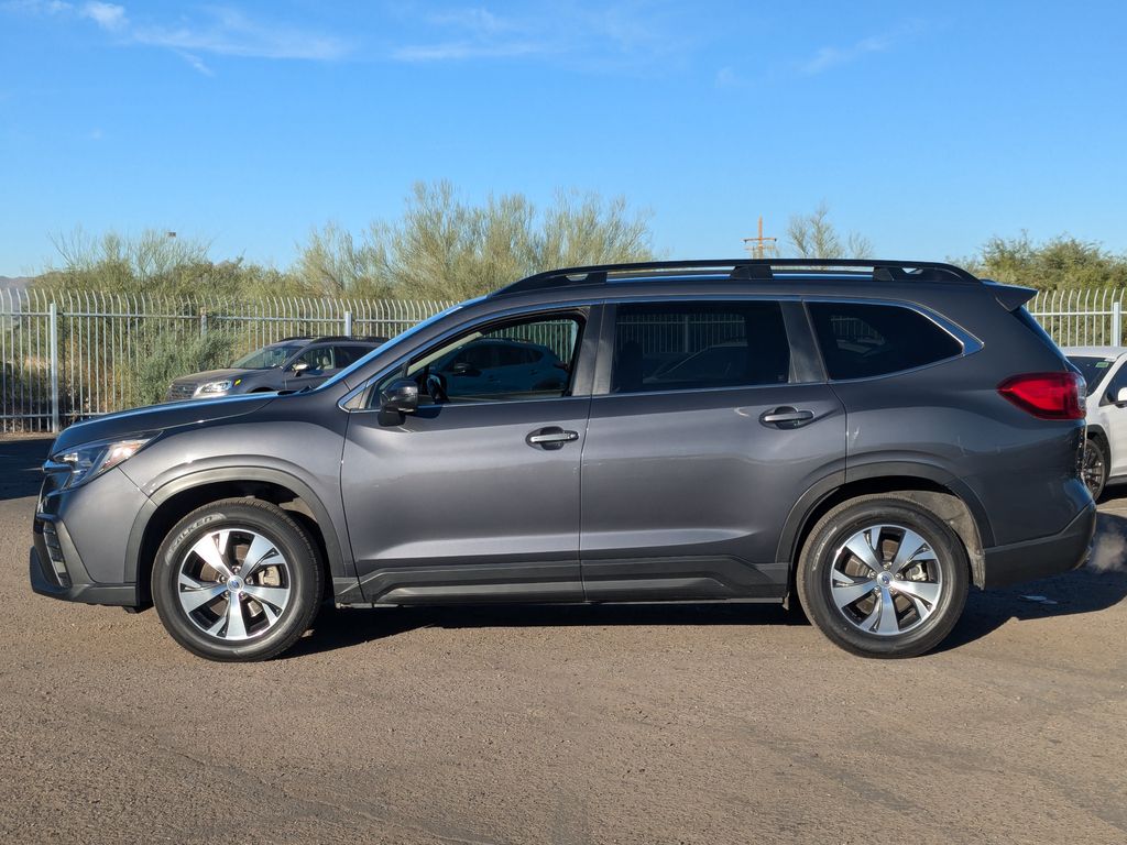 used 2023 Subaru Ascent car, priced at $32,000