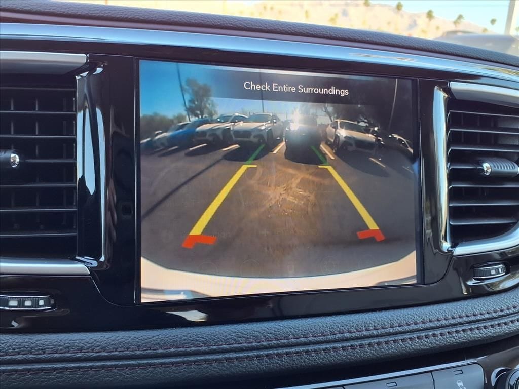 used 2020 Chrysler Pacifica car, priced at $18,500