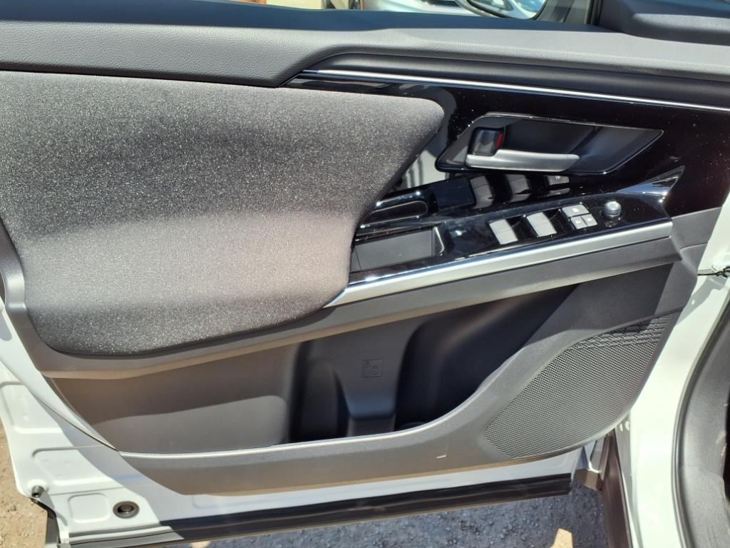 new 2025 Subaru Solterra car, priced at $40,390