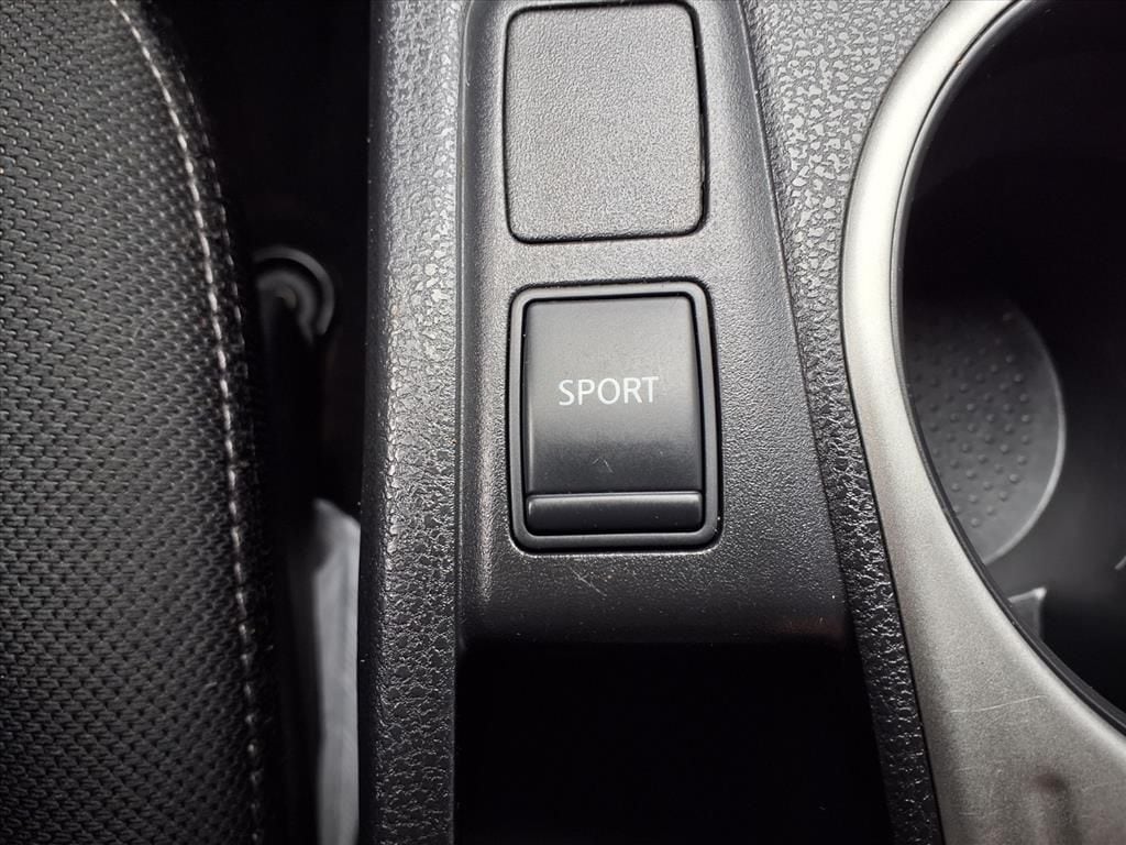 used 2013 Nissan Rogue car, priced at $6,000