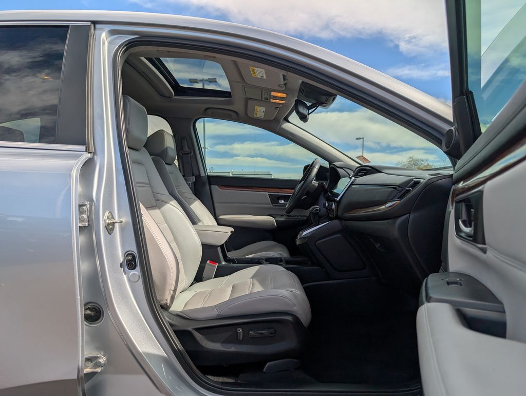 used 2019 Honda CR-V car, priced at $22,000