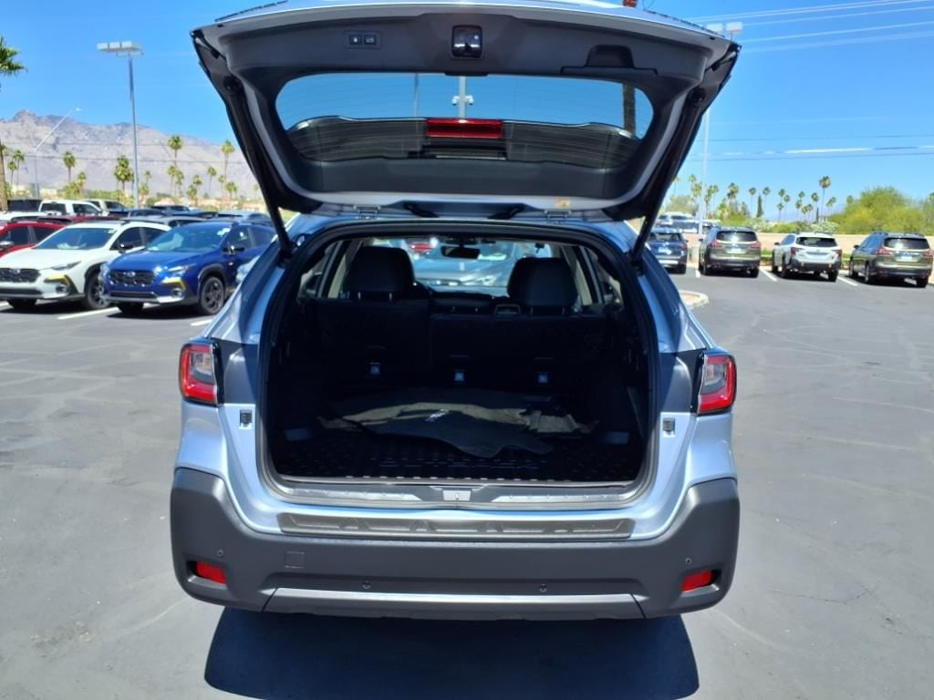 used 2025 Subaru Outback car, priced at $36,000