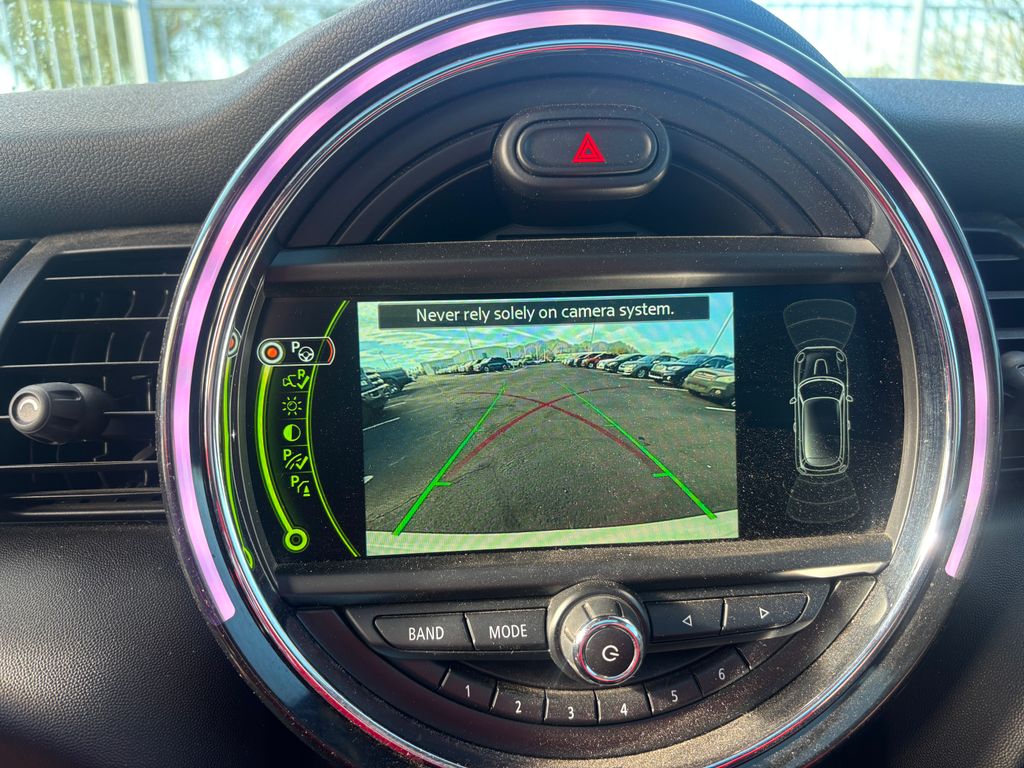 used 2018 MINI Hardtop 2 Door car, priced at $20,000