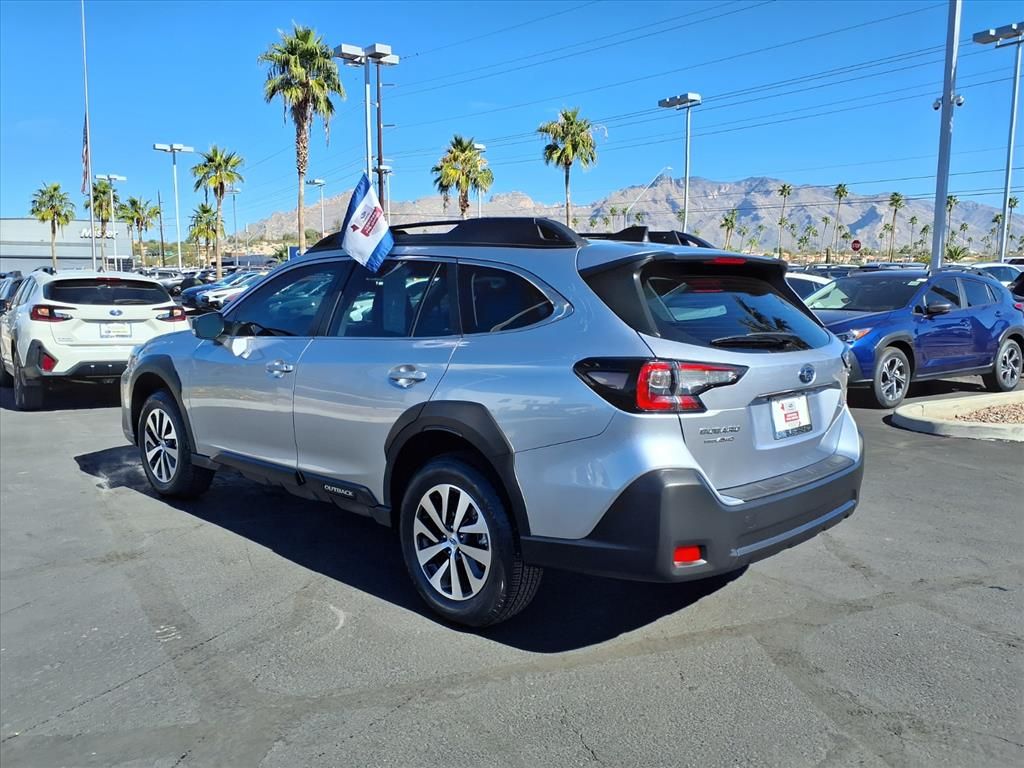 used 2025 Subaru Outback car, priced at $27,500