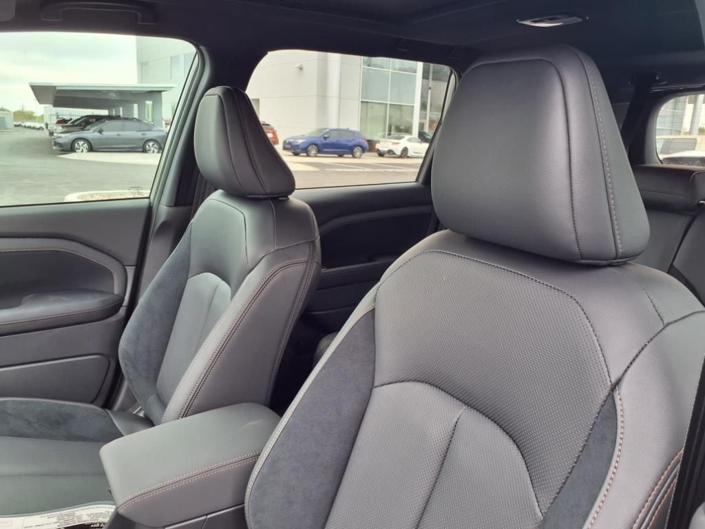 new 2025 Subaru Forester Hybrid car, priced at $45,098