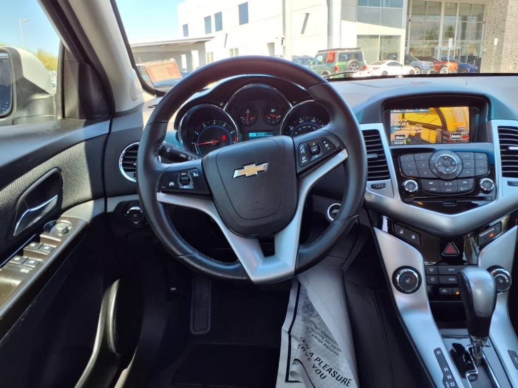 used 2014 Chevrolet Cruze car, priced at $10,000