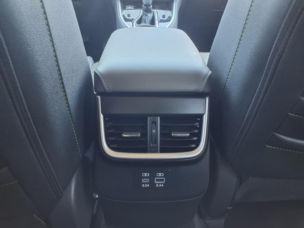 used 2025 Subaru Outback car, priced at $31,000