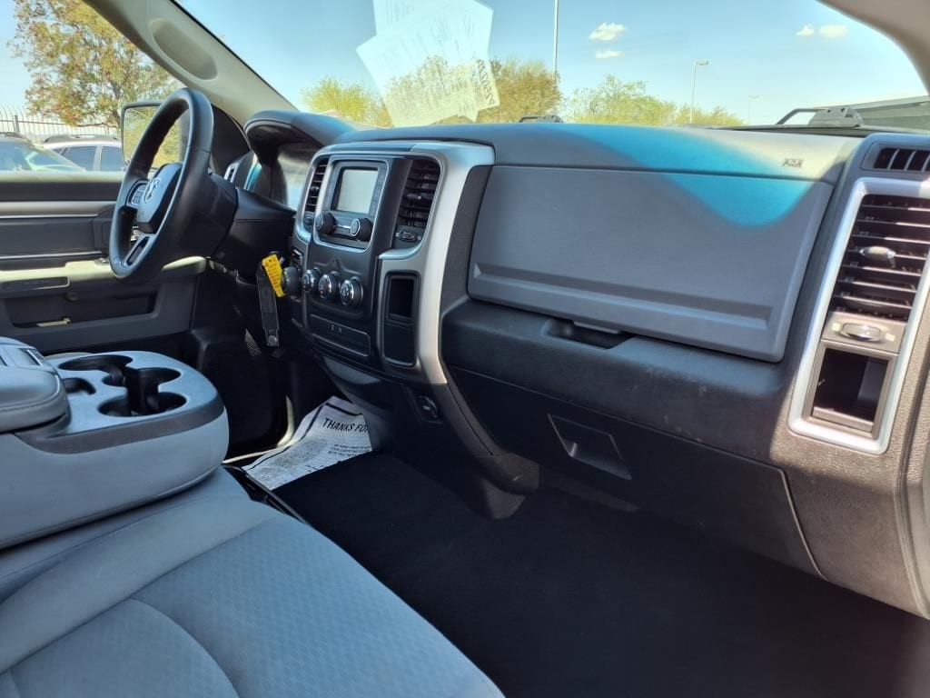used 2019 Ram 1500 Classic car, priced at $17,000
