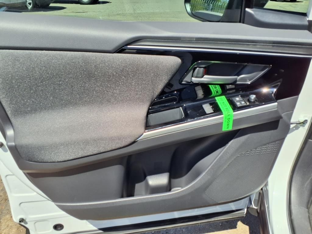 new 2025 Subaru Solterra car, priced at $40,390