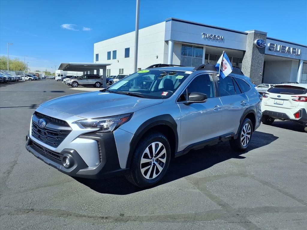 used 2025 Subaru Outback car, priced at $27,500