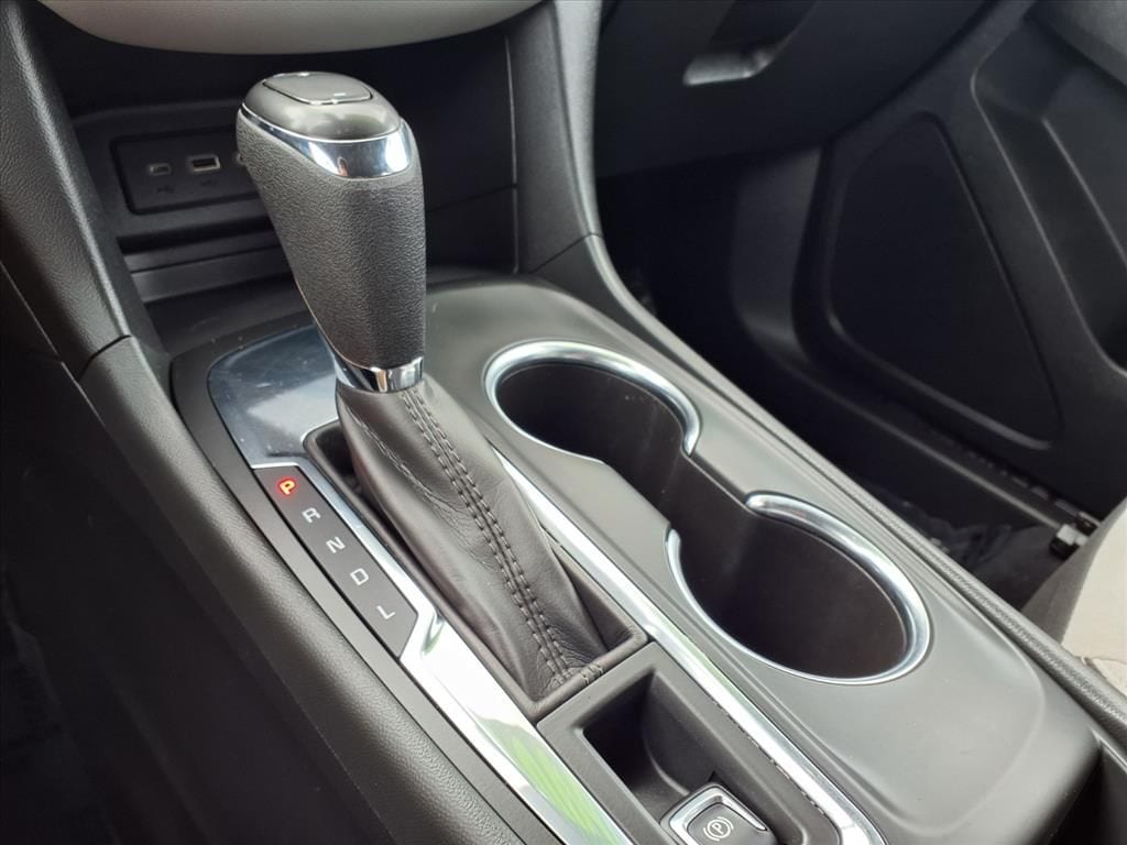 used 2021 Chevrolet Equinox car, priced at $15,750