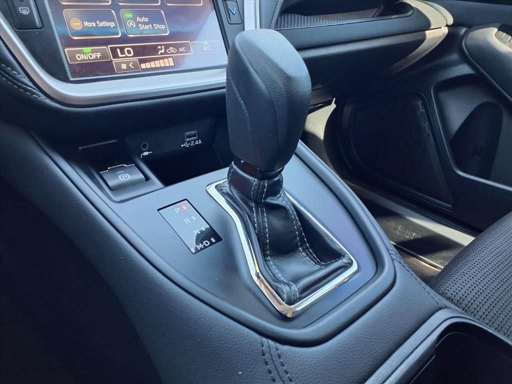 used 2025 Subaru Outback car, priced at $27,500