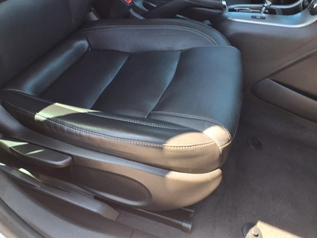used 2014 Chevrolet Cruze car, priced at $10,000