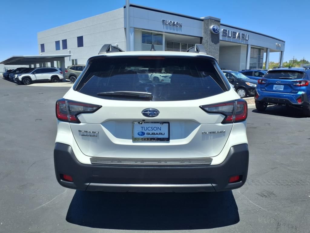 used 2025 Subaru Outback car, priced at $33,000