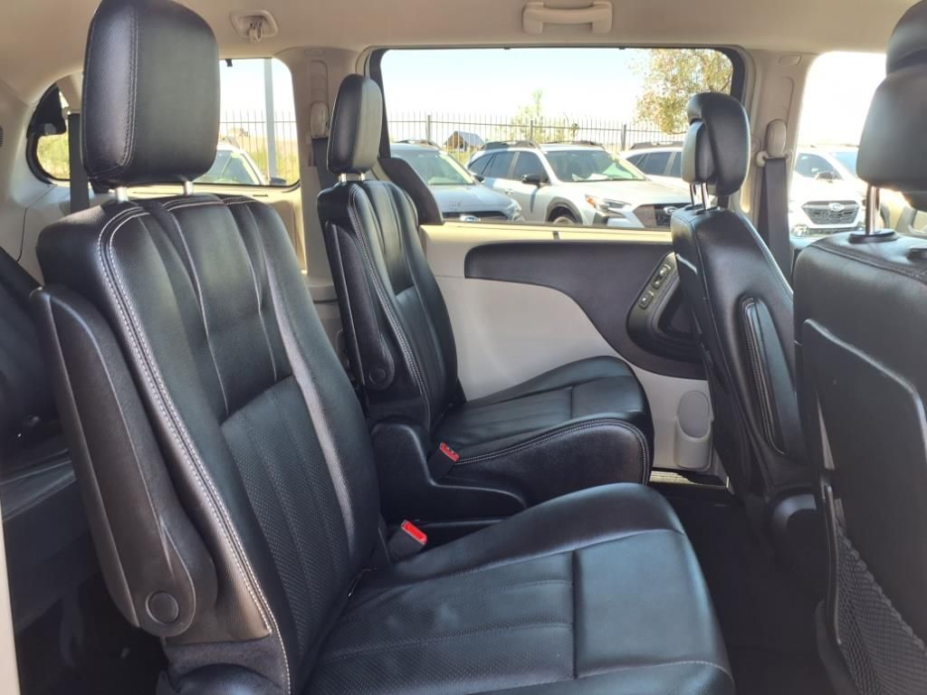 used 2015 Chrysler Town & Country car, priced at $7,777