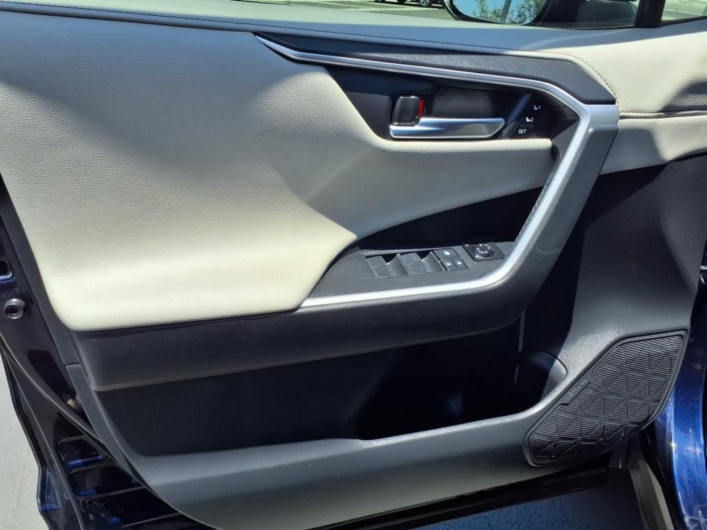 used 2019 Toyota RAV4 car, priced at $21,500