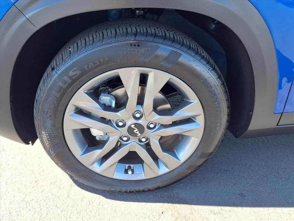 used 2023 Kia Seltos car, priced at $22,000