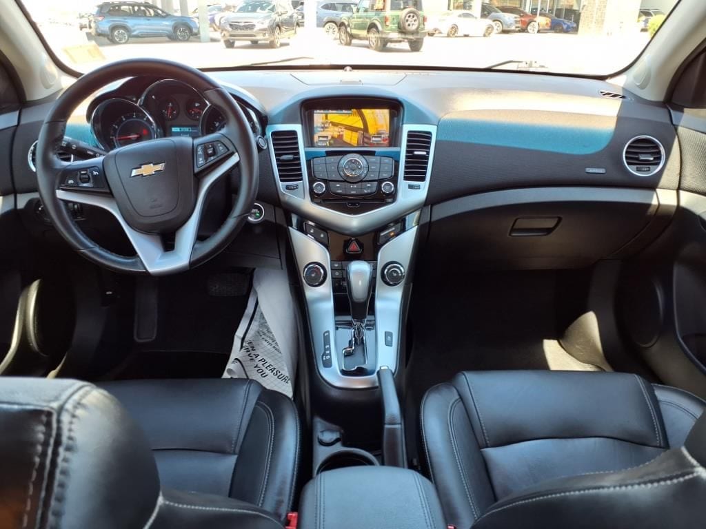 used 2014 Chevrolet Cruze car, priced at $10,000