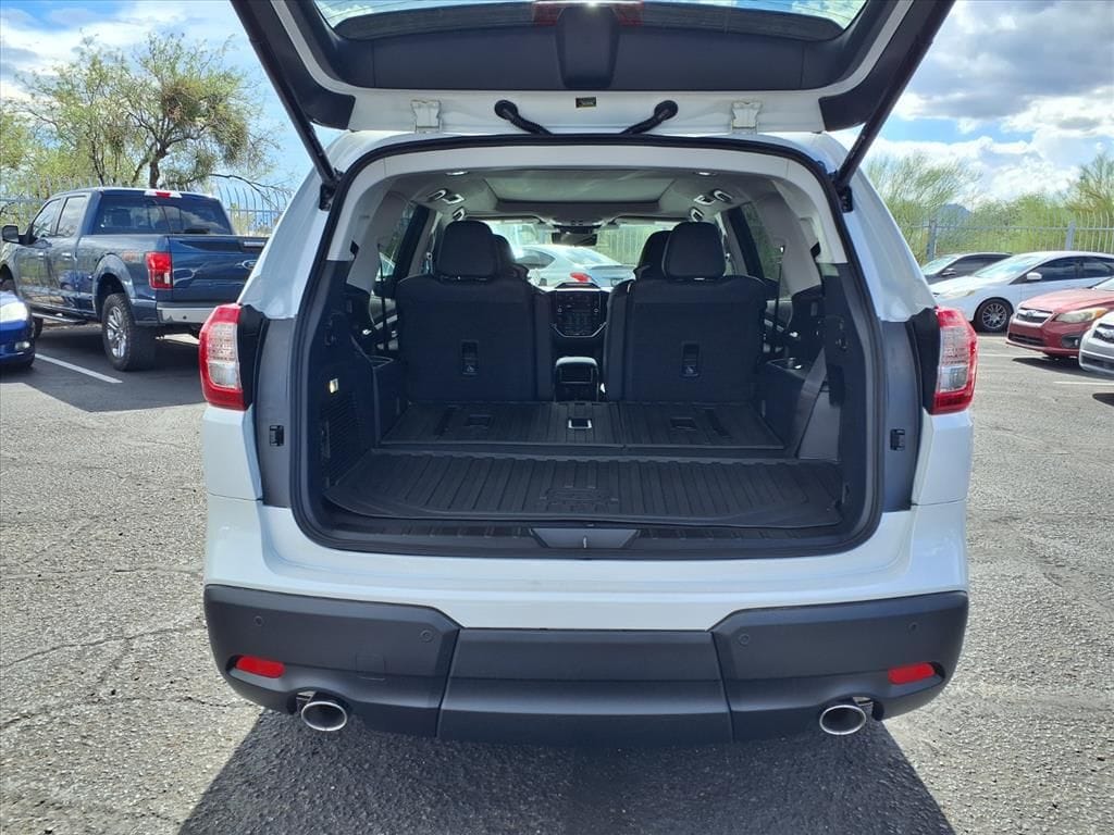 new 2025 Subaru Ascent car, priced at $54,921