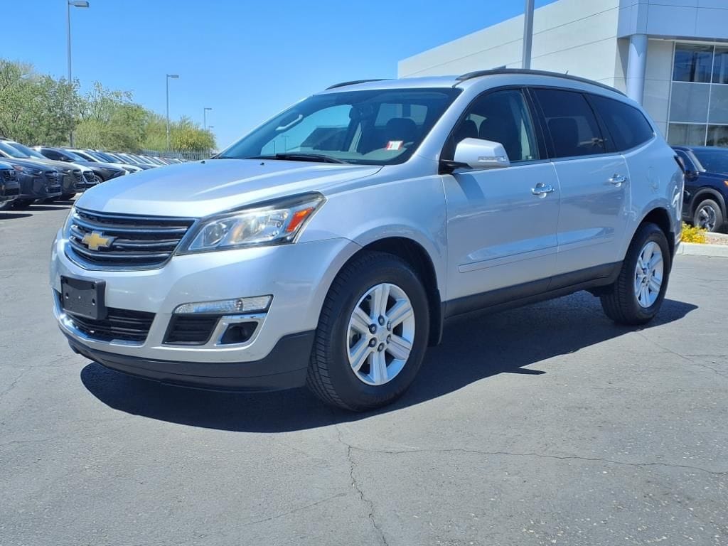 used 2014 Chevrolet Traverse car, priced at $11,000