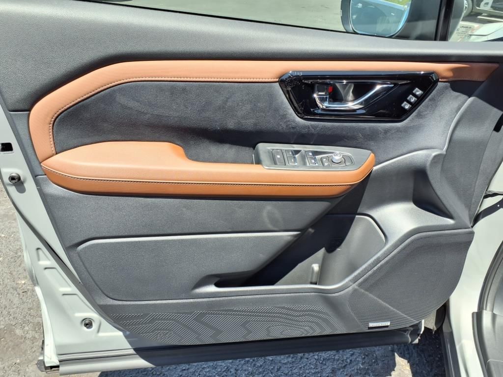 new 2025 Subaru Forester Hybrid car, priced at $46,795