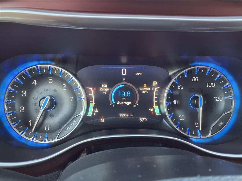 used 2020 Chrysler Pacifica car, priced at $18,500