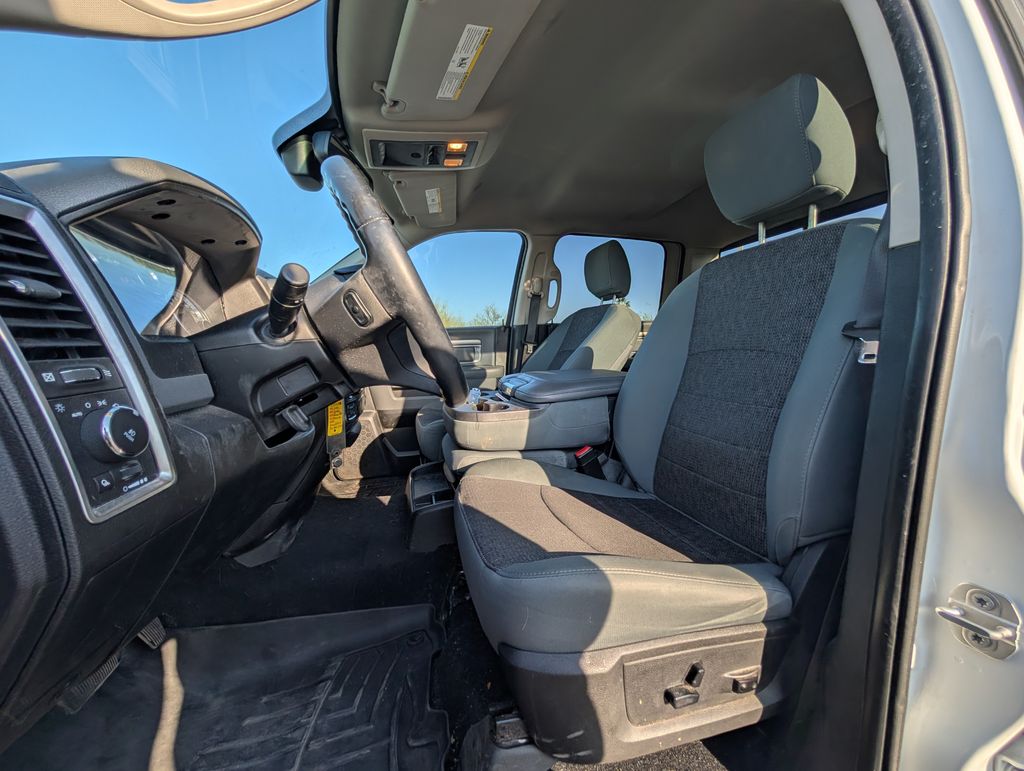 used 2019 Ram 1500 Classic car, priced at $26,500