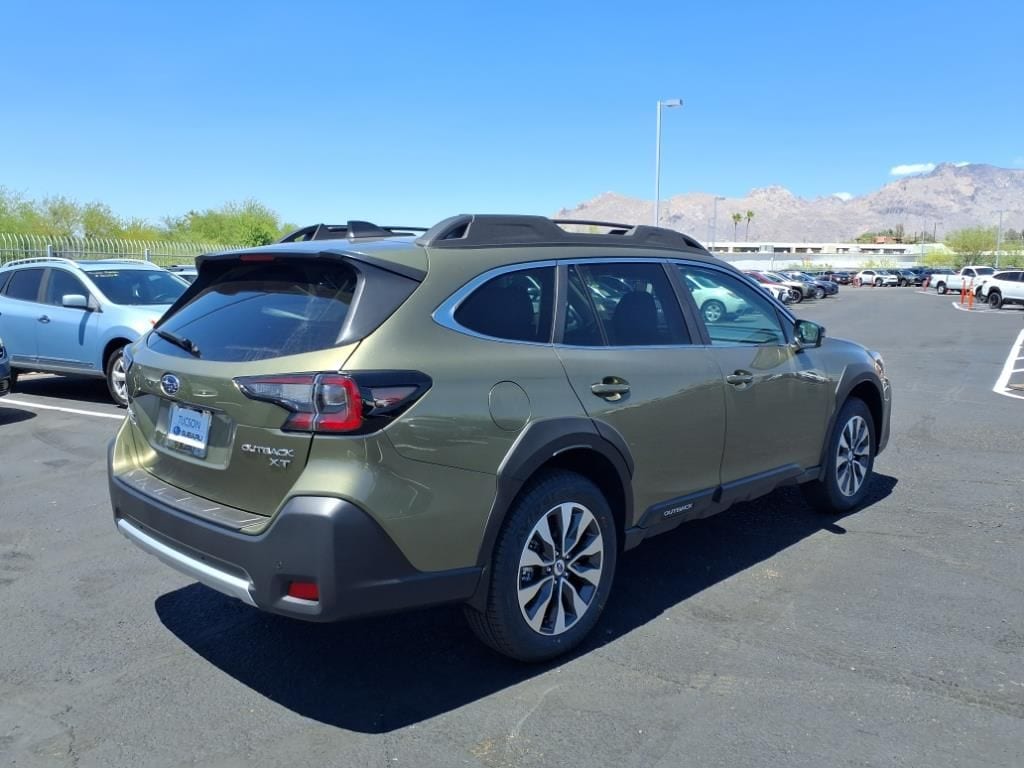 new 2025 Subaru Outback car, priced at $43,424