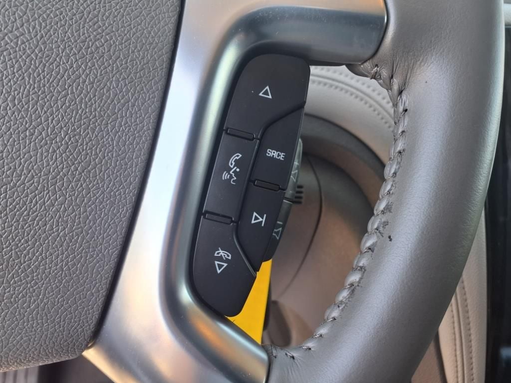 used 2014 Chevrolet Traverse car, priced at $11,000