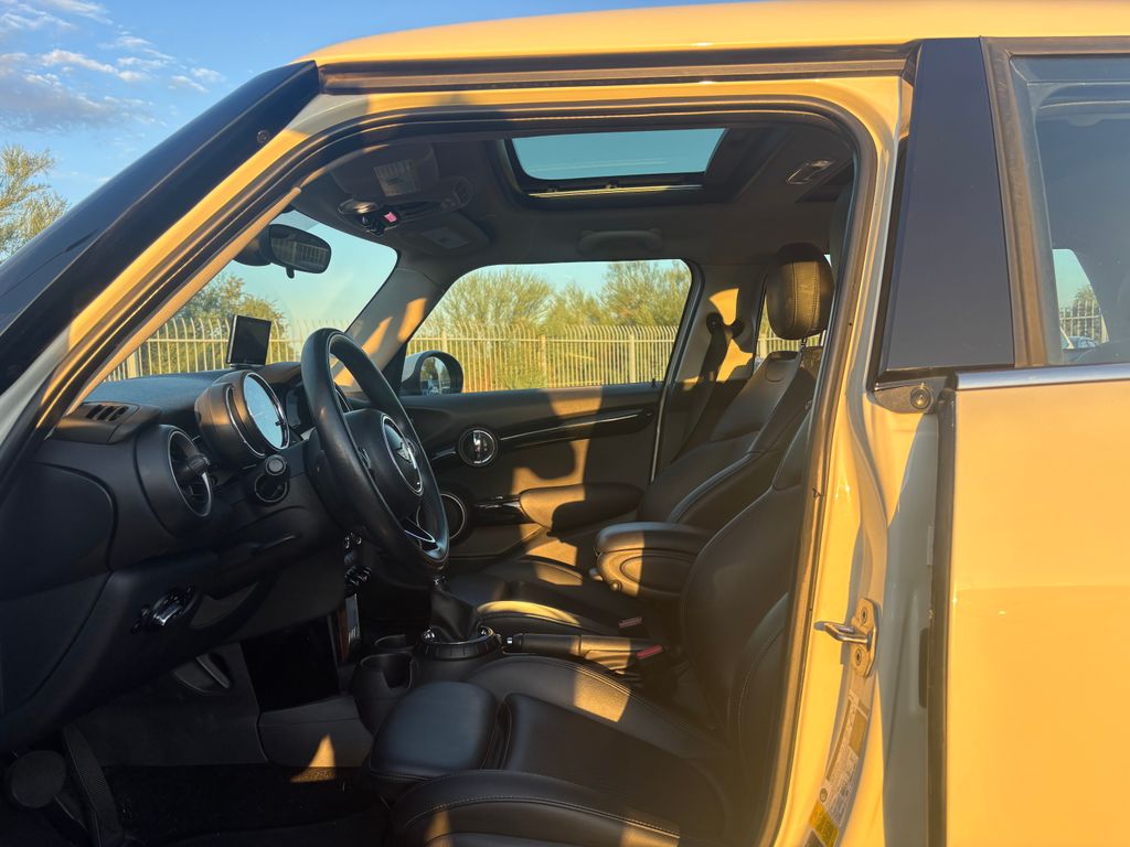 used 2015 MINI Hardtop 4 Door car, priced at $11,500
