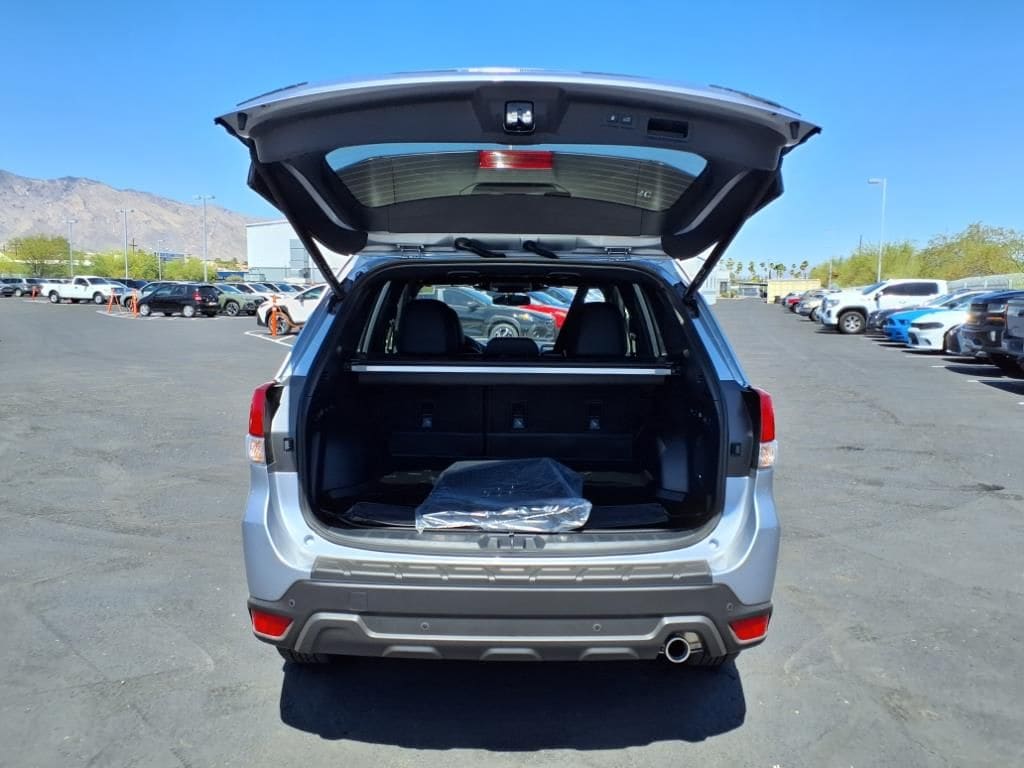 new 2025 Subaru Forester car, priced at $40,174