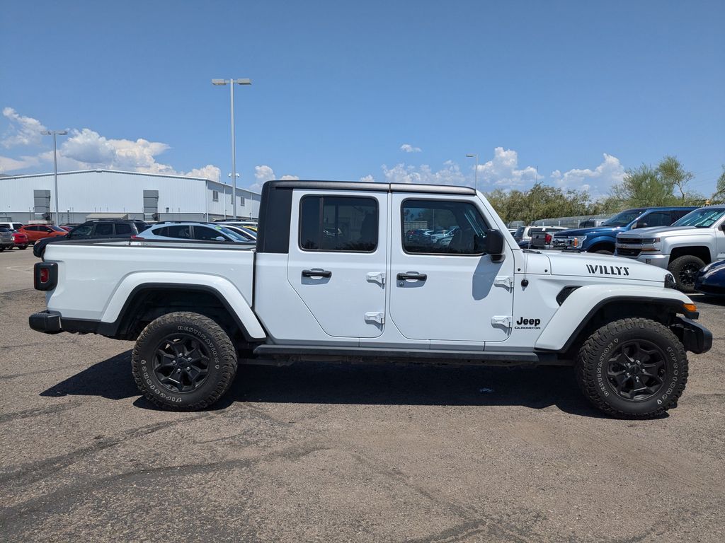 used 2021 Jeep Gladiator car, priced at $33,000