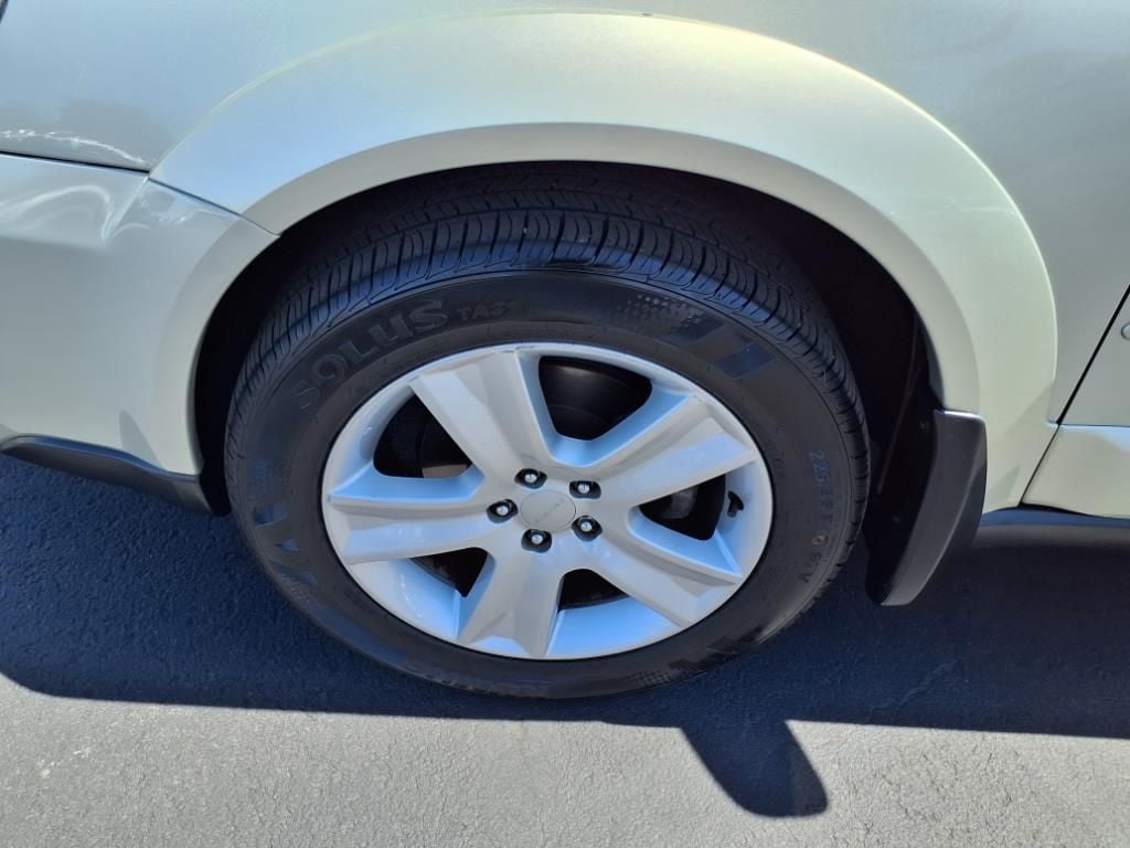 used 2005 Subaru Outback car, priced at $12,000