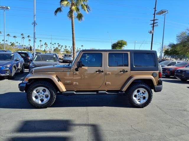 used 2015 Jeep Wrangler Unlimited car, priced at $14,000