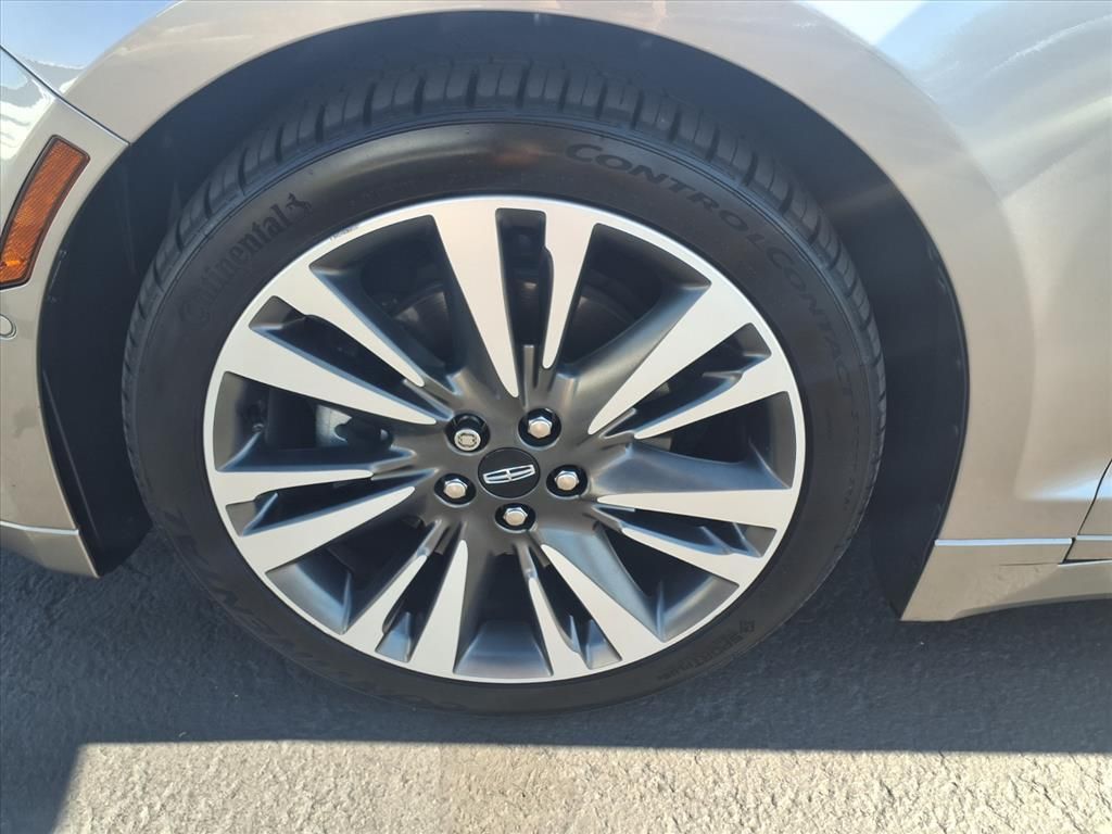 used 2018 Lincoln MKZ Hybrid car, priced at $19,000